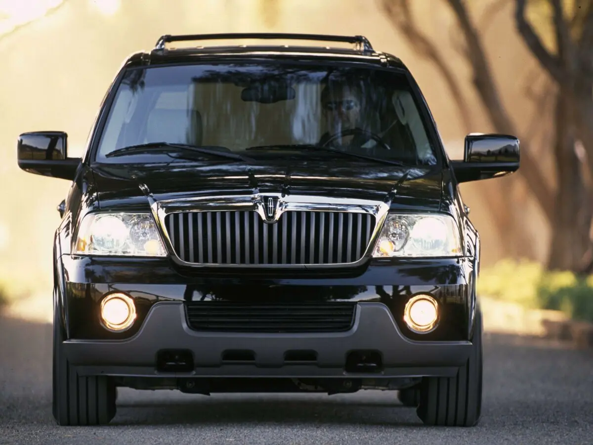 Lincoln Navigator II Внедорожник 5 дв. — 照片 3