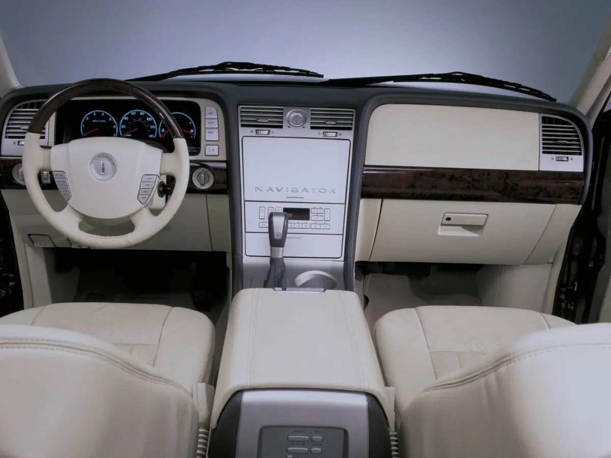 Lincoln Navigator II Внедорожник 5 дв. — 照片 5