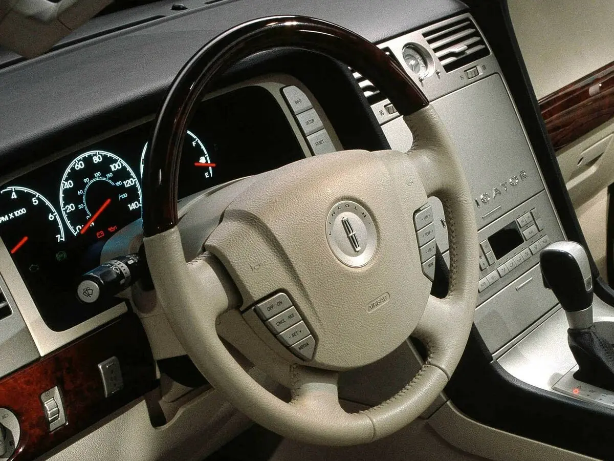 Lincoln Navigator II Внедорожник 5 дв. — 照片 7