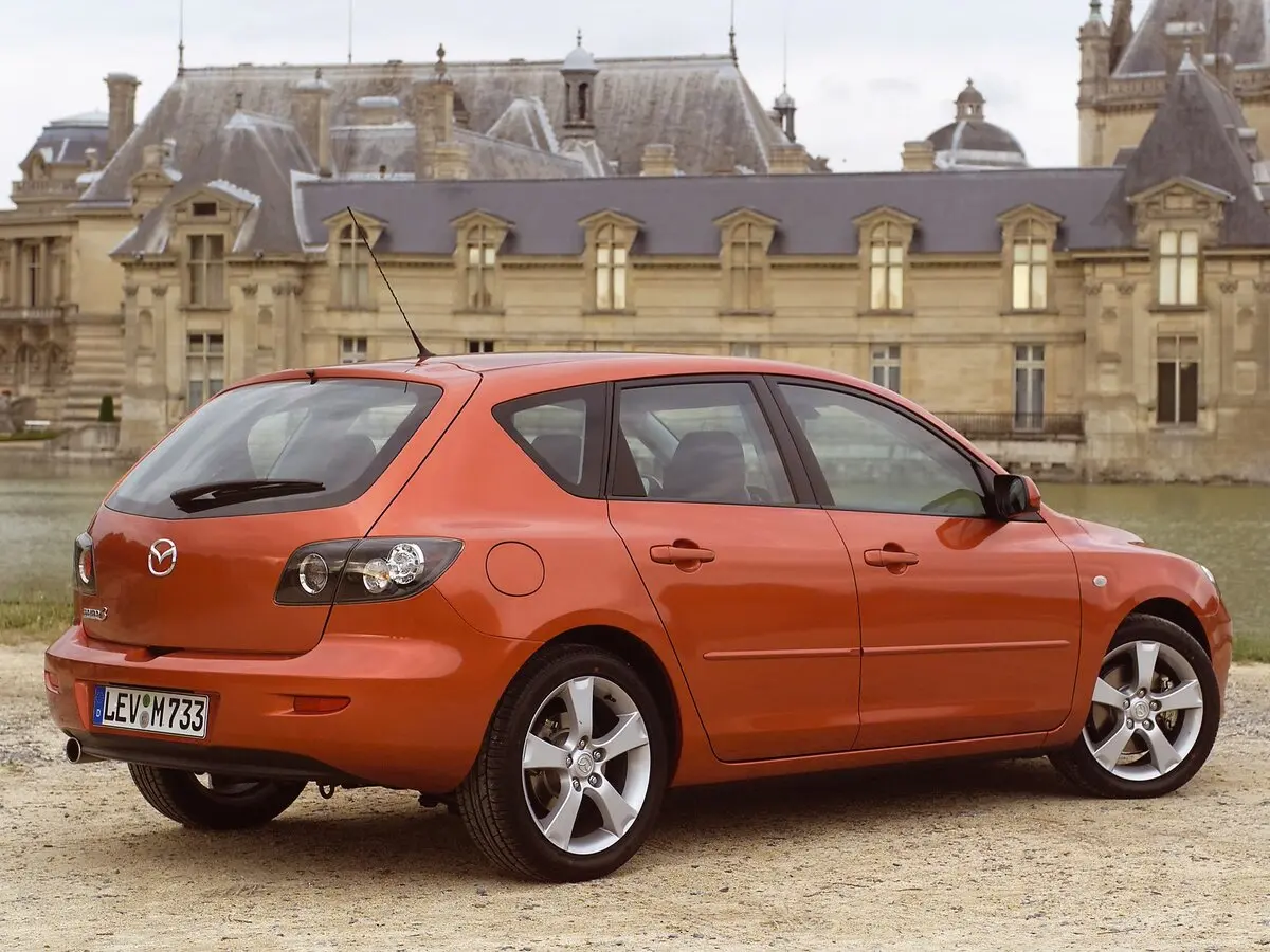 Mazda 3 I (BK) Хэтчбек 5 дв. — фото 5