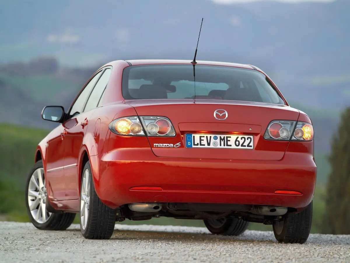Mazda 6 I (GG) Рестайлинг Седан — фото 4