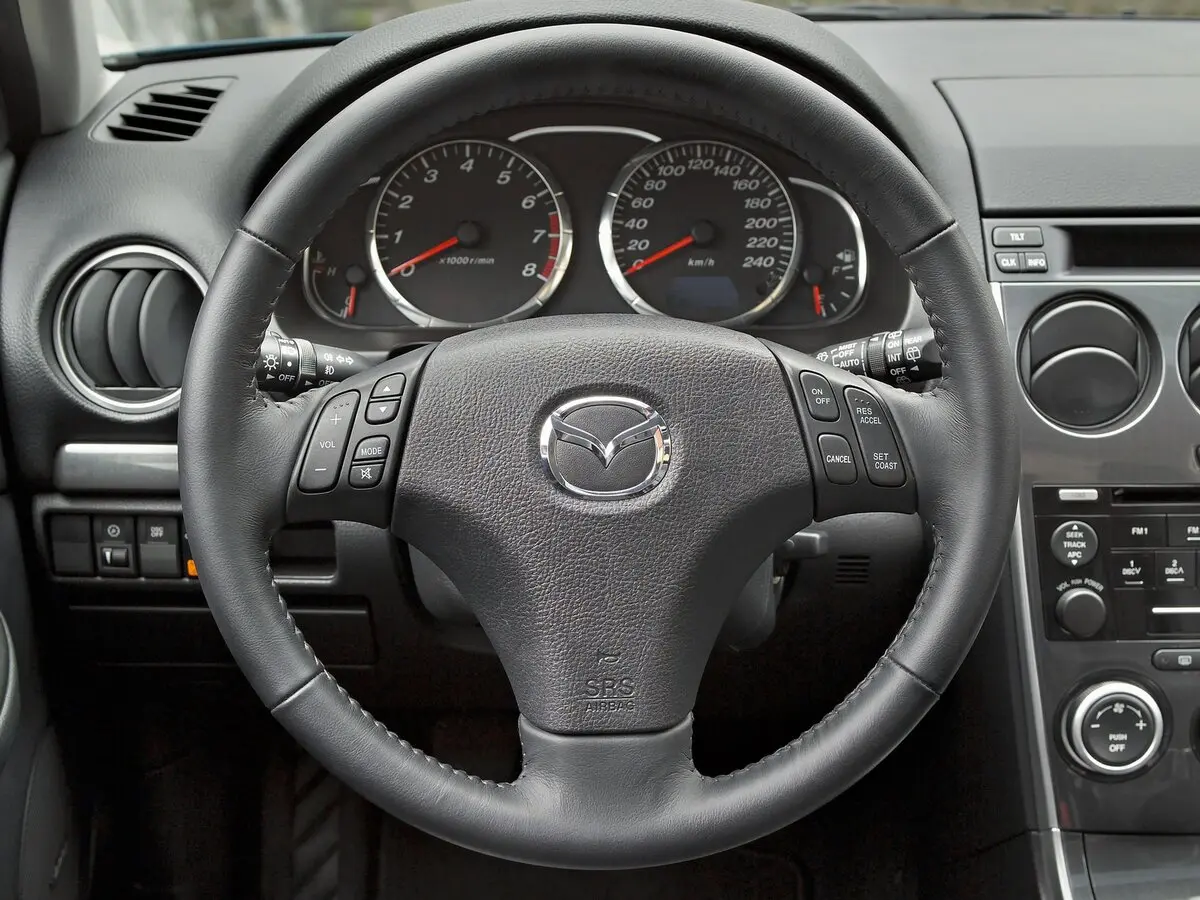 Mazda 6 I (GG) Рестайлинг Седан — фото 10