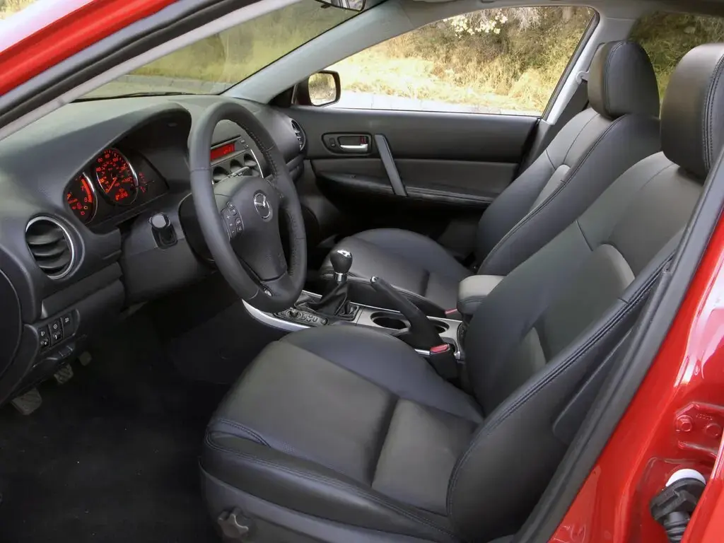 Mazda 6 I (GG) Рестайлинг Лифтбек — фото 8