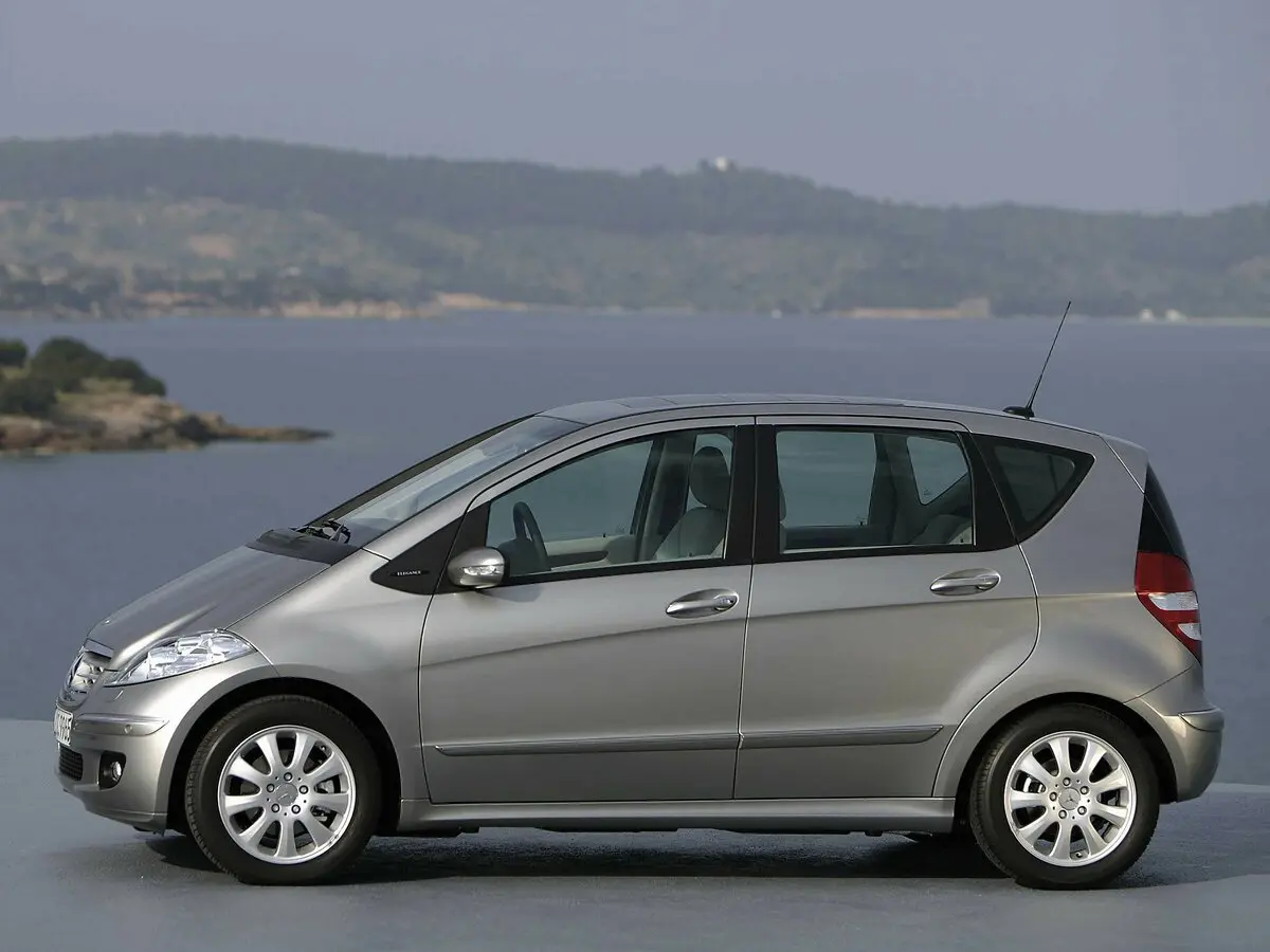 Mercedes-Benz A-Класс II (W169) Хэтчбек 5 дв. — сүрөт 2