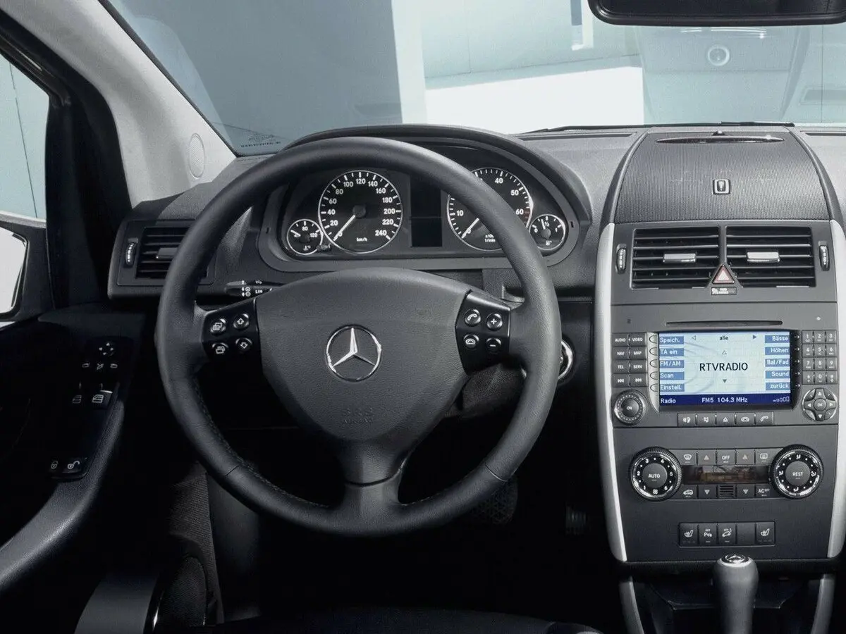 Mercedes-Benz A-Класс II (W169) Хэтчбек 5 дв. — сүрөт 8