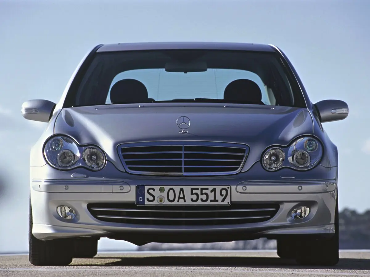 Mercedes-Benz C-Класс II (W203) Рестайлинг Седан — photo 3