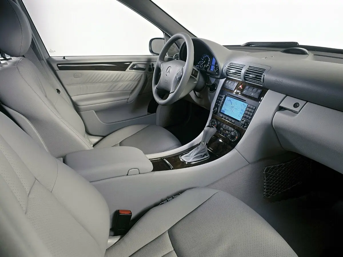 Mercedes-Benz C-Класс II (W203) Рестайлинг Седан — photo 6