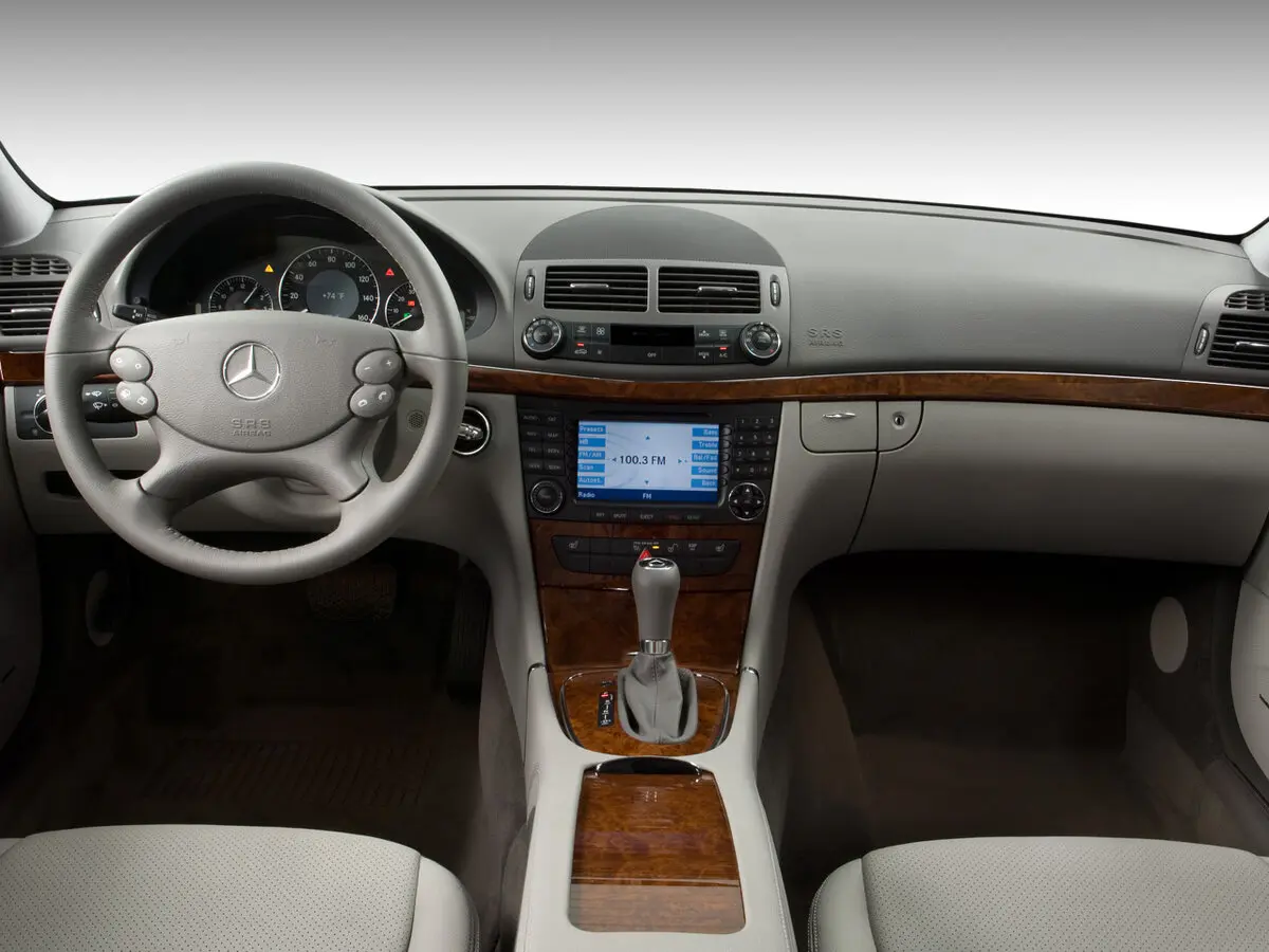 Mercedes-Benz E-Класс III (W211, S211) Универсал 5 дв. — фото 6