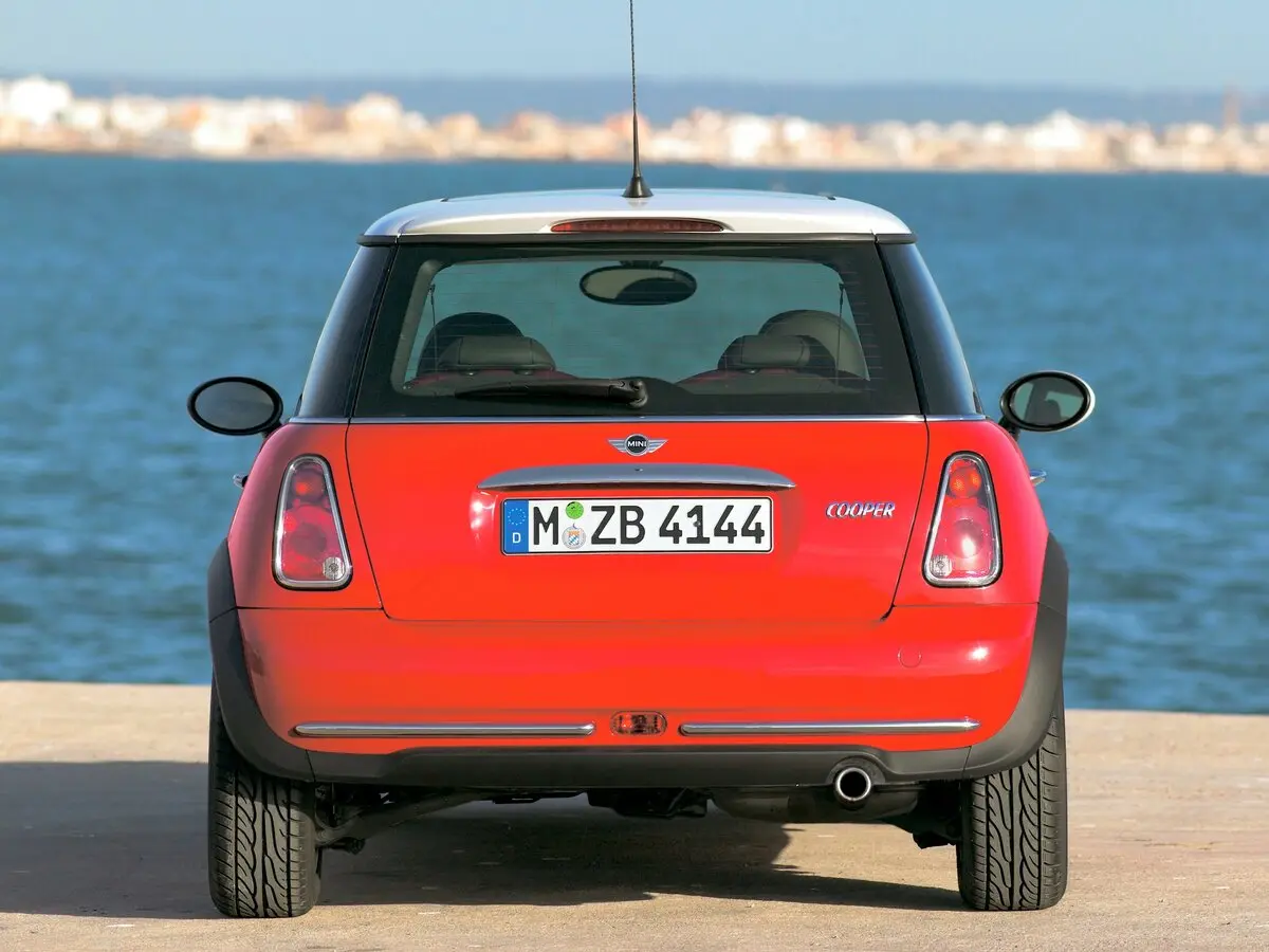 Mini Hatch I (R50) Хэтчбек 3 дв. — фото 4
