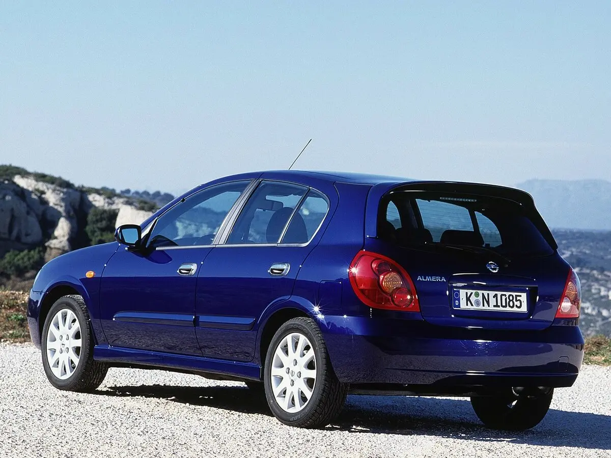 Nissan Almera II (N16) Рестайлинг Хэтчбек 5 дв. — сүрөт 5