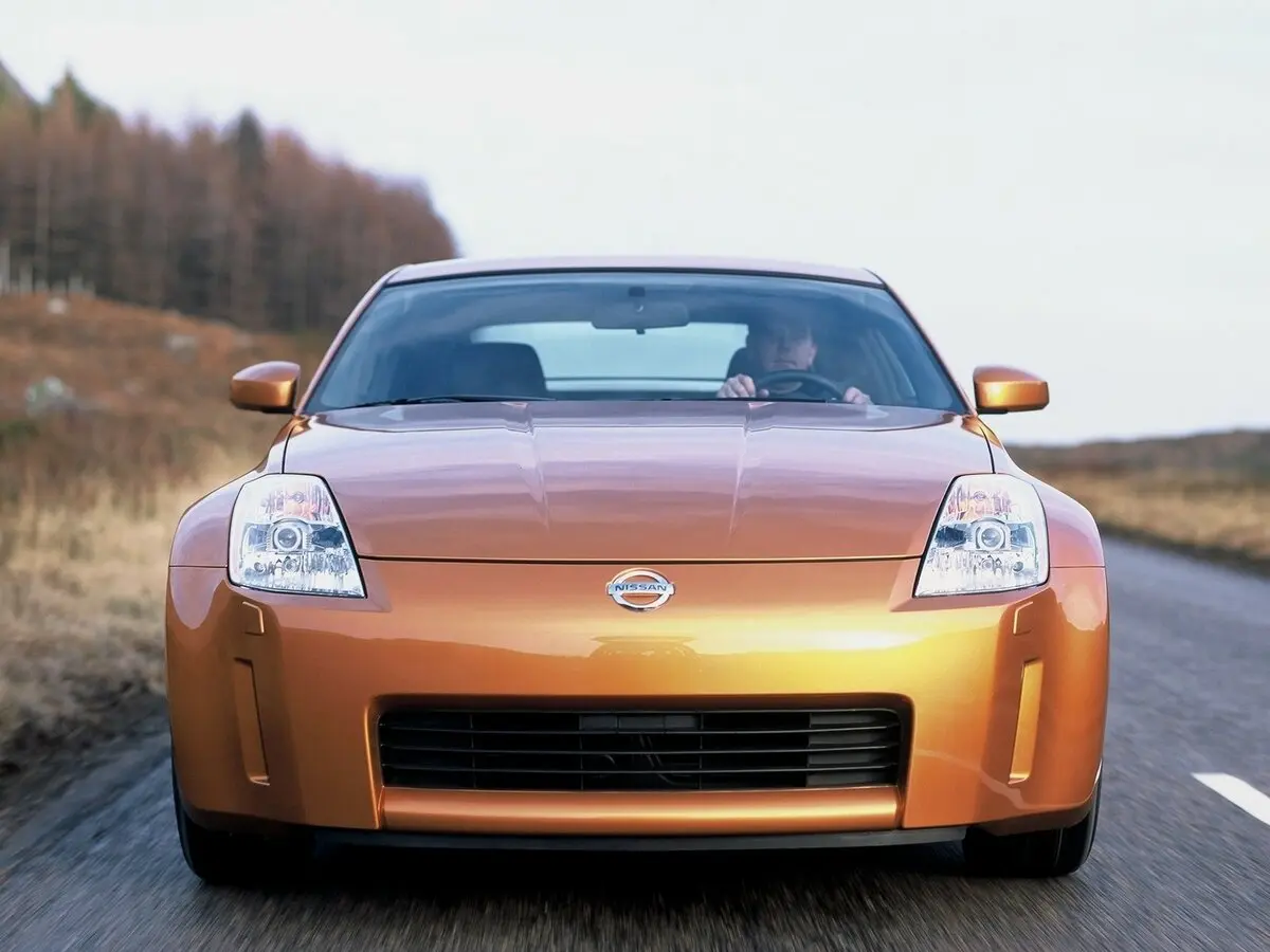 Nissan 350Z I Купе — photo 3