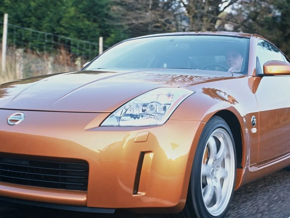 Nissan 350Z I Купе — photo 12