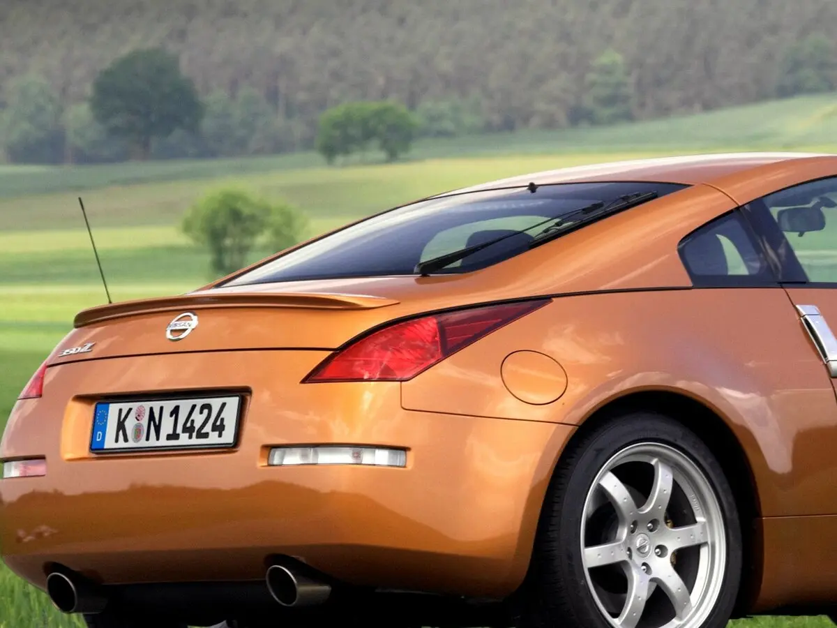 Nissan 350Z I Купе — photo 13