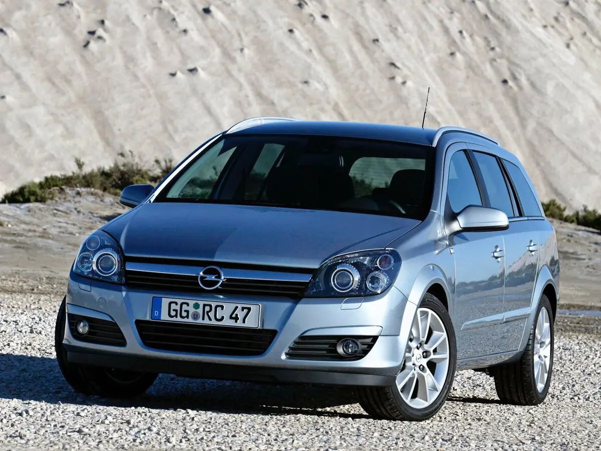 Opel Astra H Универсал 5 дв. — фото 3