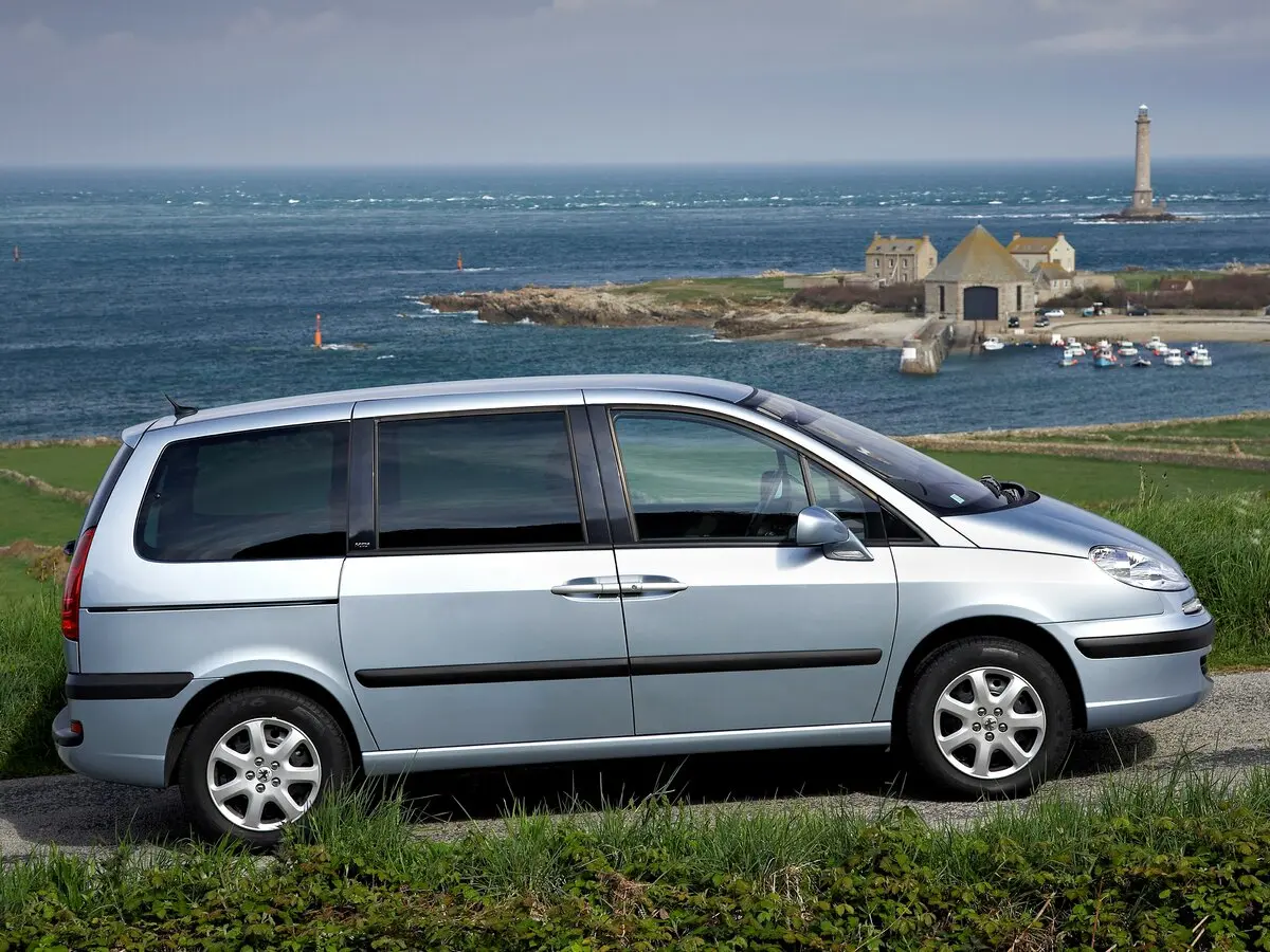 Peugeot 807 I Компактвэн — сүрөт 2