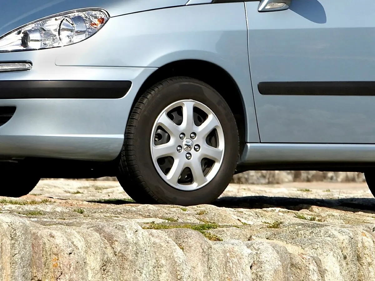 Peugeot 807 I Компактвэн — сүрөт 9