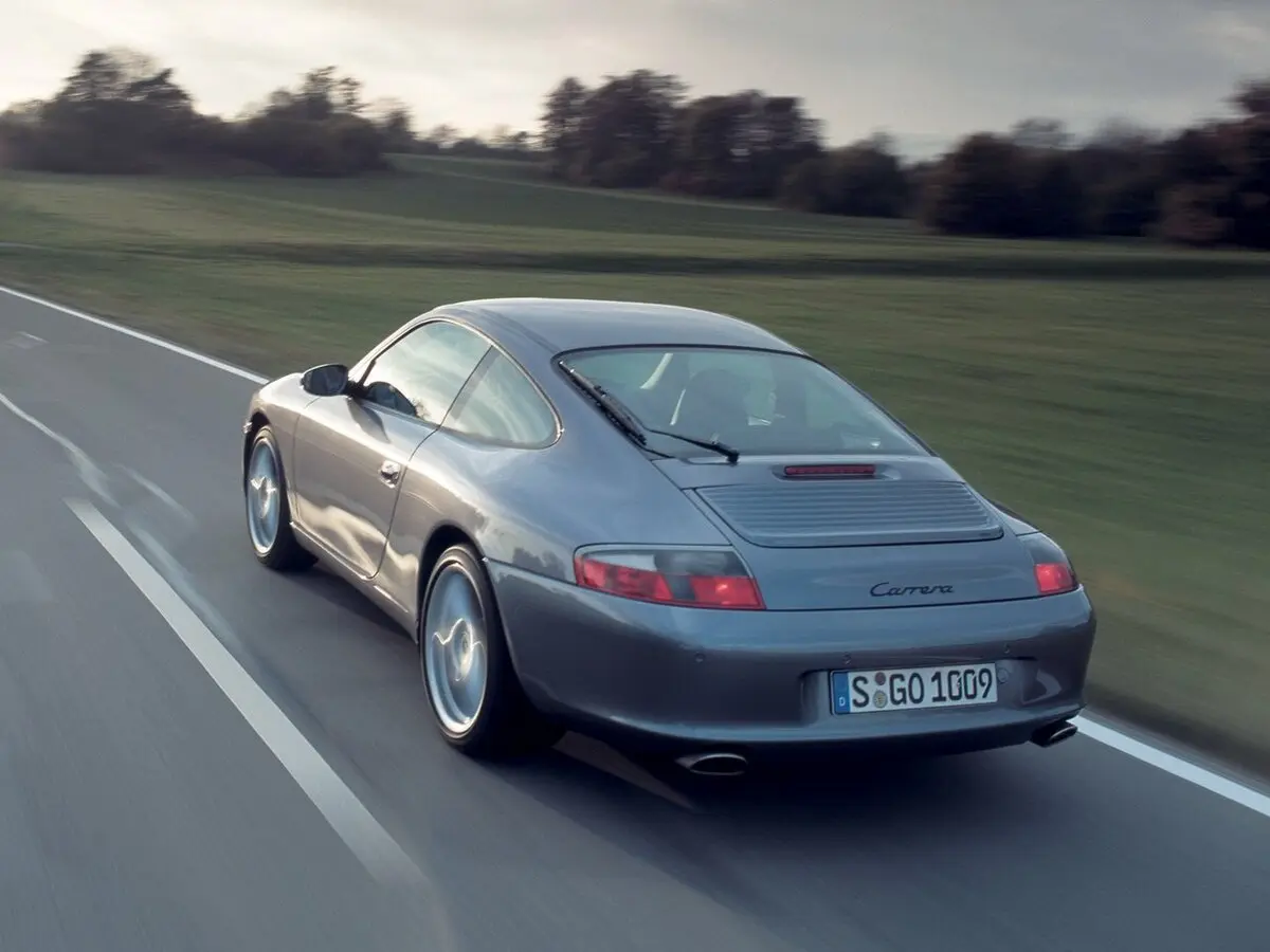Porsche 911 V (996) Рестайлинг Купе — сүрөт 5