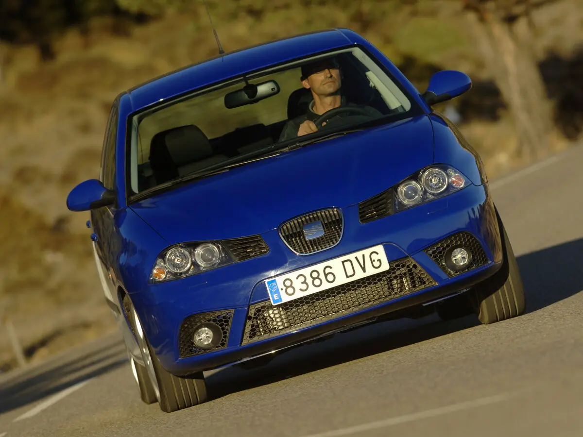 SEAT Ibiza III Хэтчбек 5 дв. — 照片 3