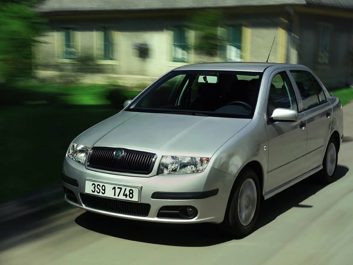 Skoda Fabia I Рестайлинг Седан