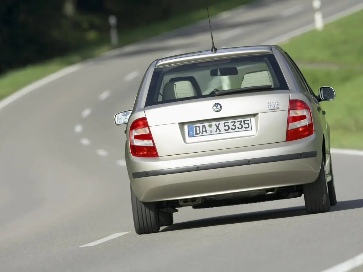 Skoda Fabia I Рестайлинг Хэтчбек 5 дв. — фото 4