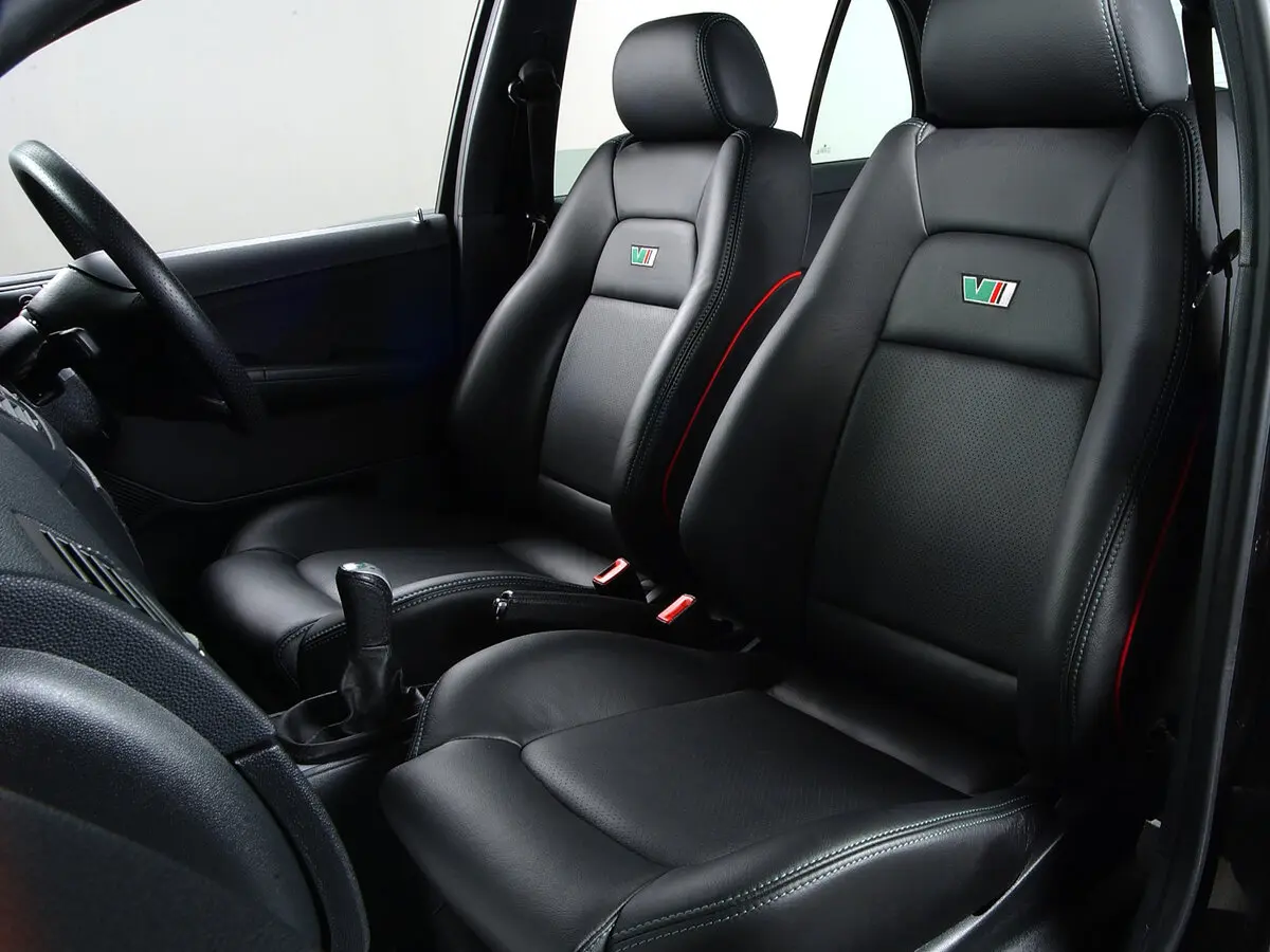 Skoda Fabia I Рестайлинг Хэтчбек 5 дв. — фото 8