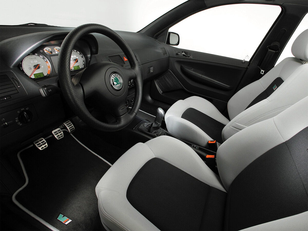 Skoda Fabia RS I Рестайлинг Хэтчбек 5 дв. — фото 7