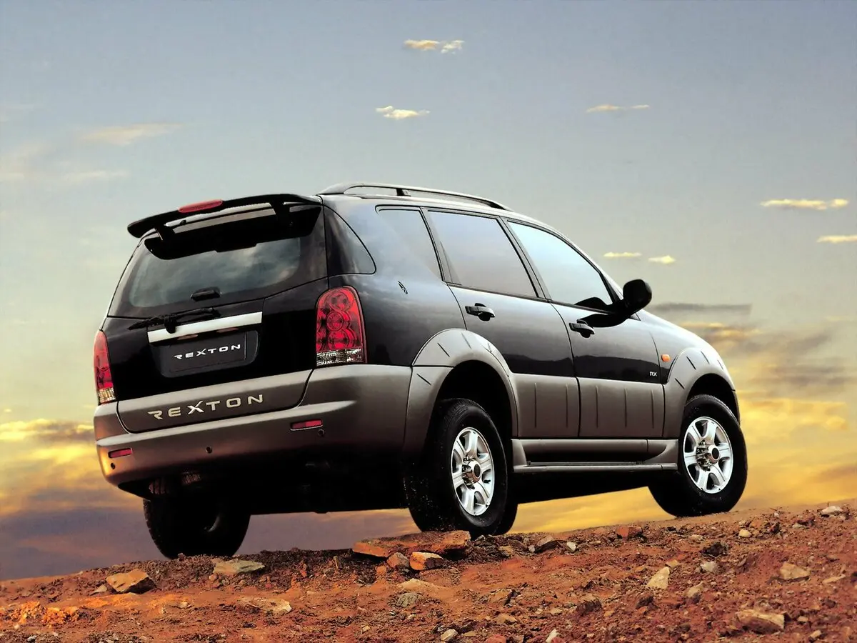 SsangYong Rexton I Внедорожник 5 дв. — фото 6