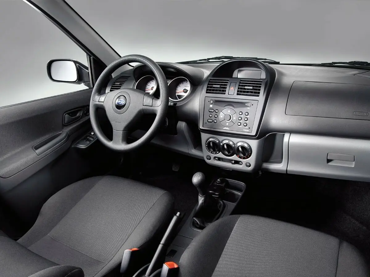 Subaru Justy III Хэтчбек 5 дв. — photo 3