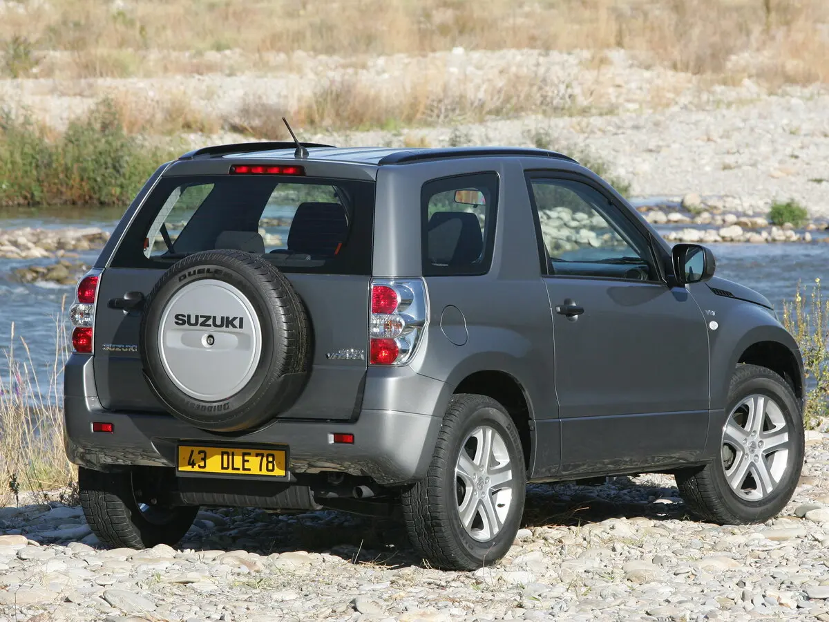 Suzuki Grand Vitara II Внедорожник 3 дв. — сүрөт 5