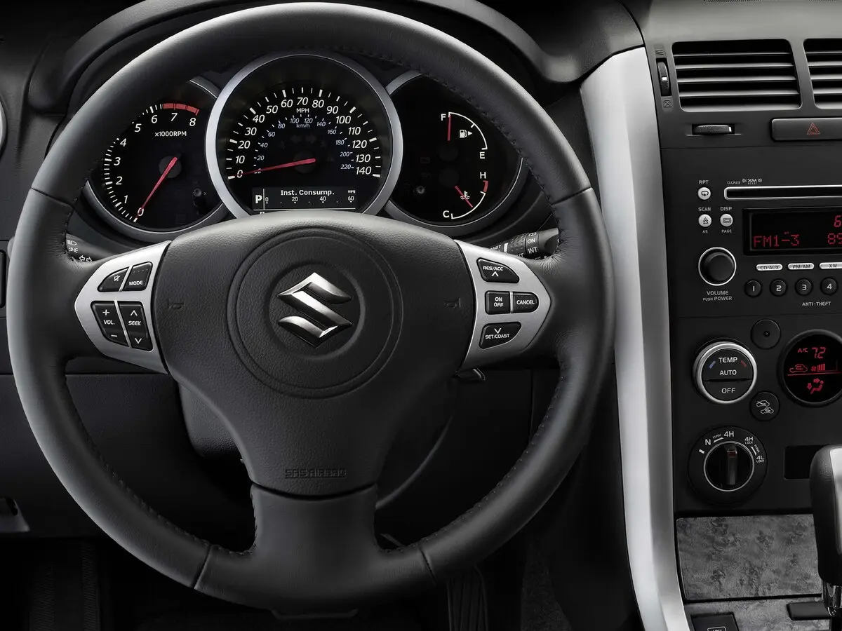 Suzuki Grand Vitara II Внедорожник 5 дв. — сүрөт 8
