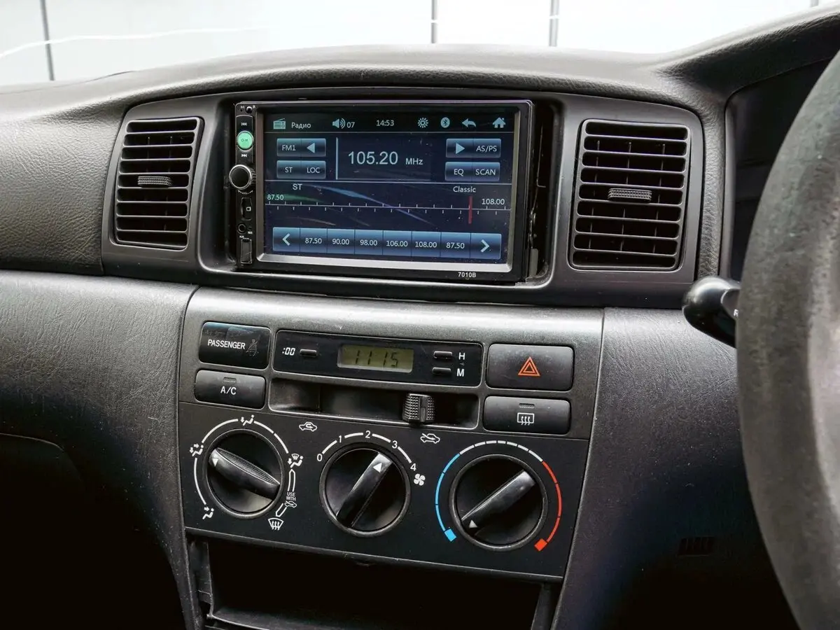Toyota Corolla IX (E120, E130) Рестайлинг Универсал 5 дв. — фото 12