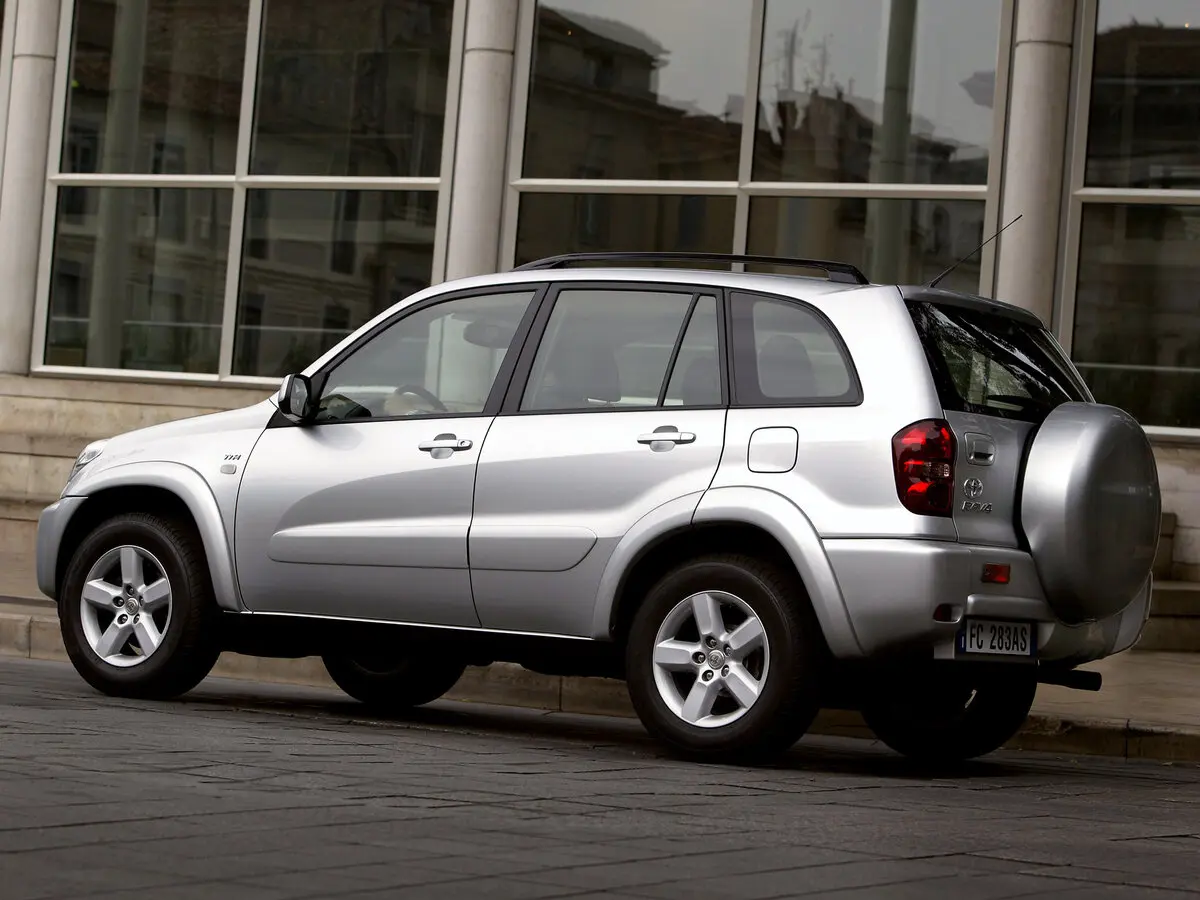 Toyota RAV4 II (XA20) Рестайлинг Внедорожник 5 дв. — фото 5