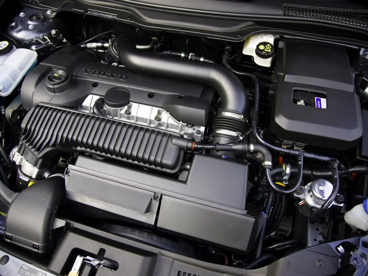 Volvo S40 II Седан — photo 15