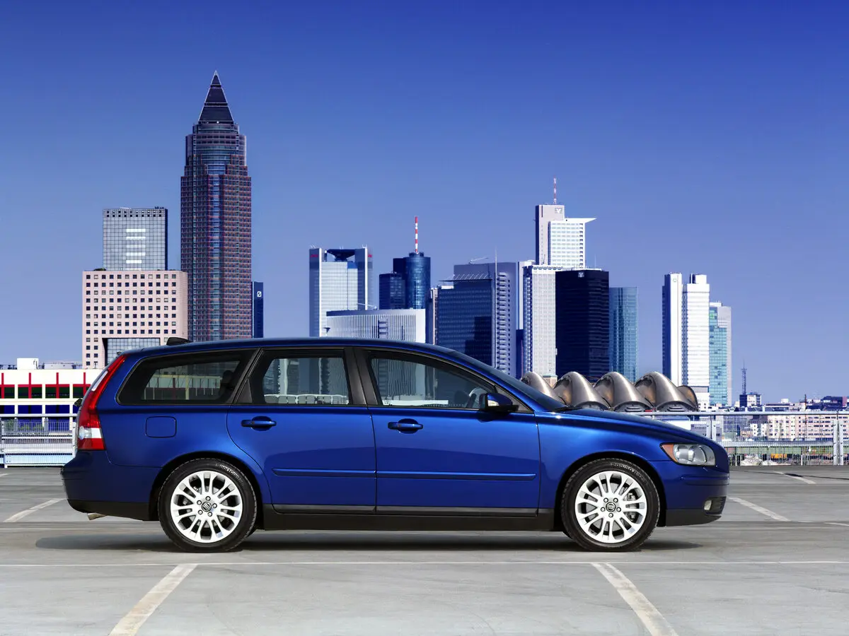 Volvo V50 I Универсал 5 дв. — photo 2