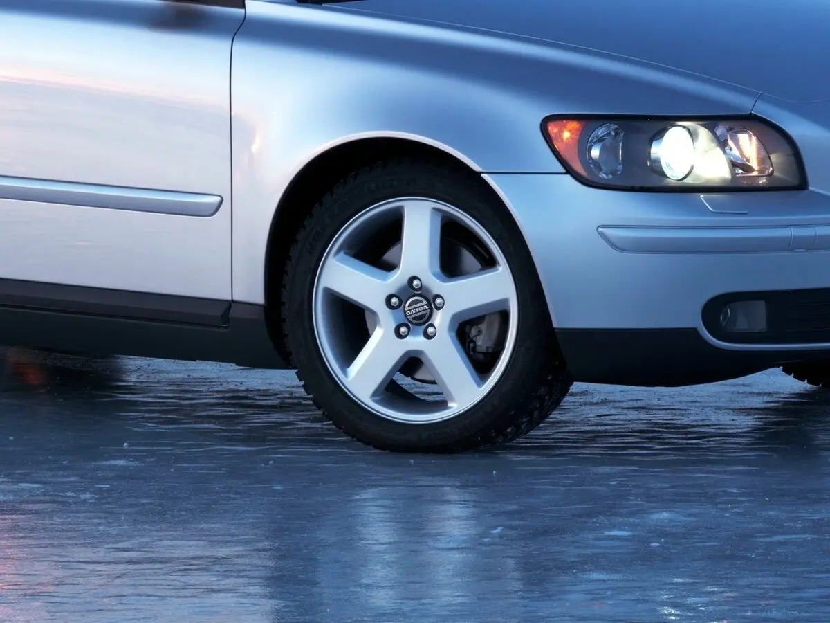 Volvo V50 I Универсал 5 дв. — photo 13