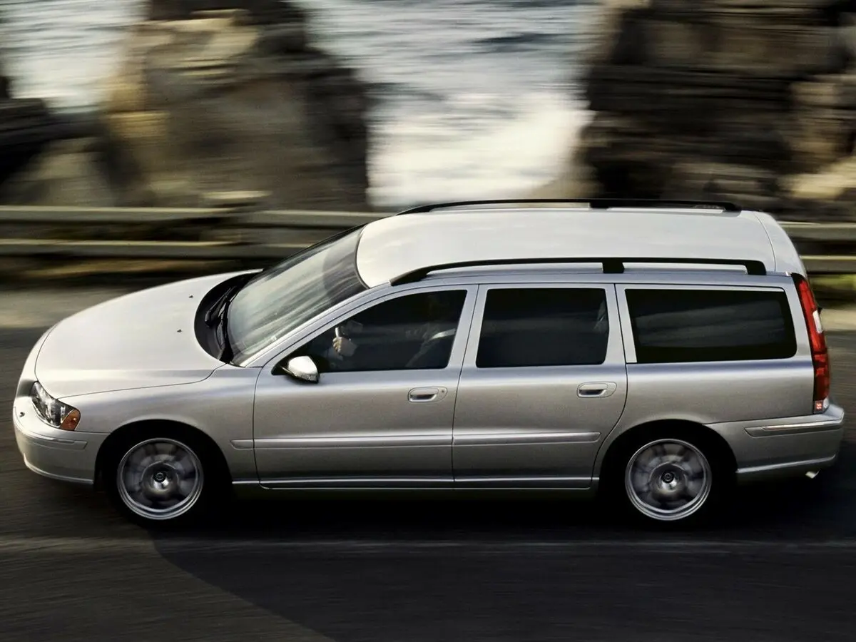 Volvo V70 II Рестайлинг Универсал 5 дв. — сүрөт 2