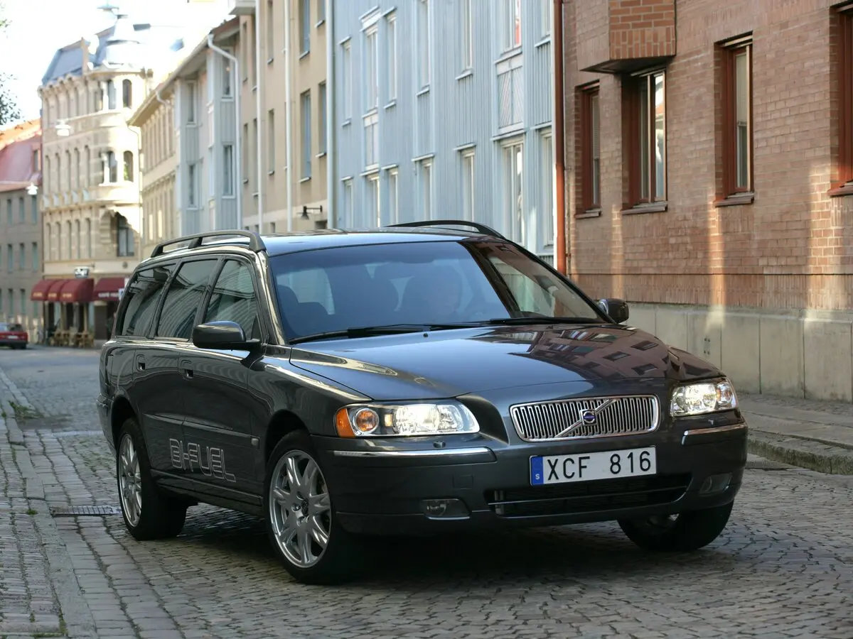 Volvo V70 II Рестайлинг Универсал 5 дв. — сүрөт 3
