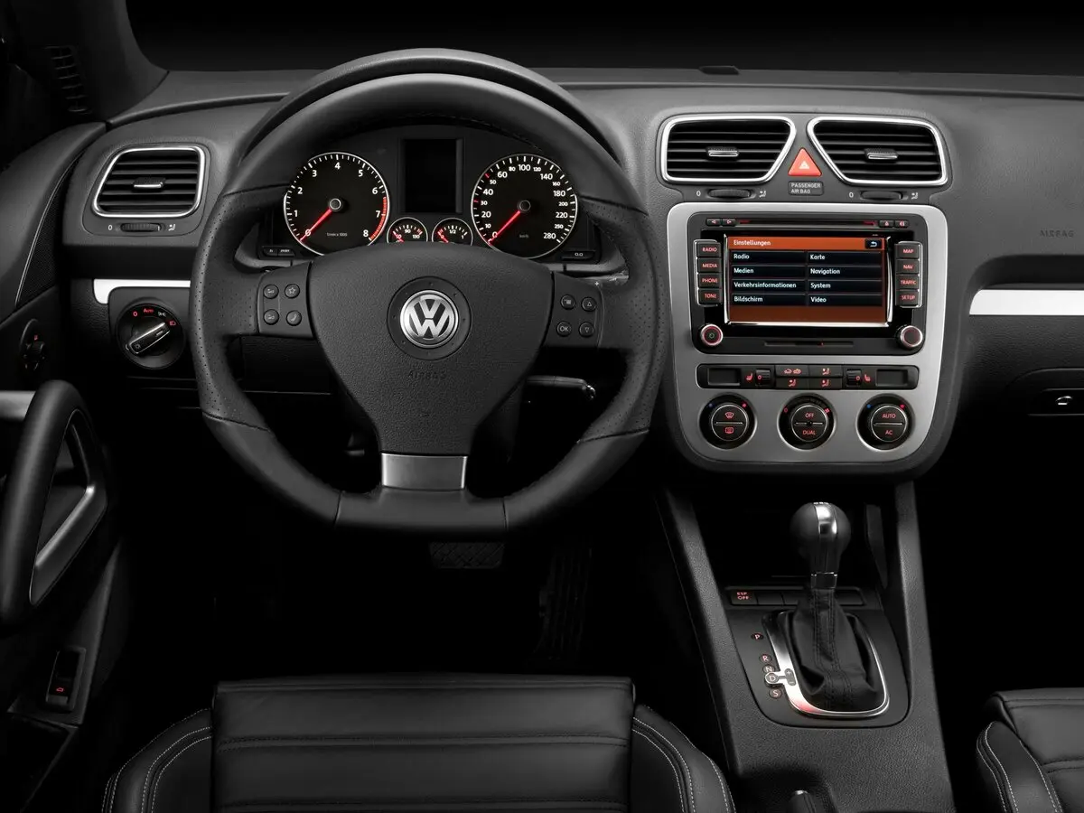 Volkswagen Scirocco III Хэтчбек 3 дв. — сүрөт 6