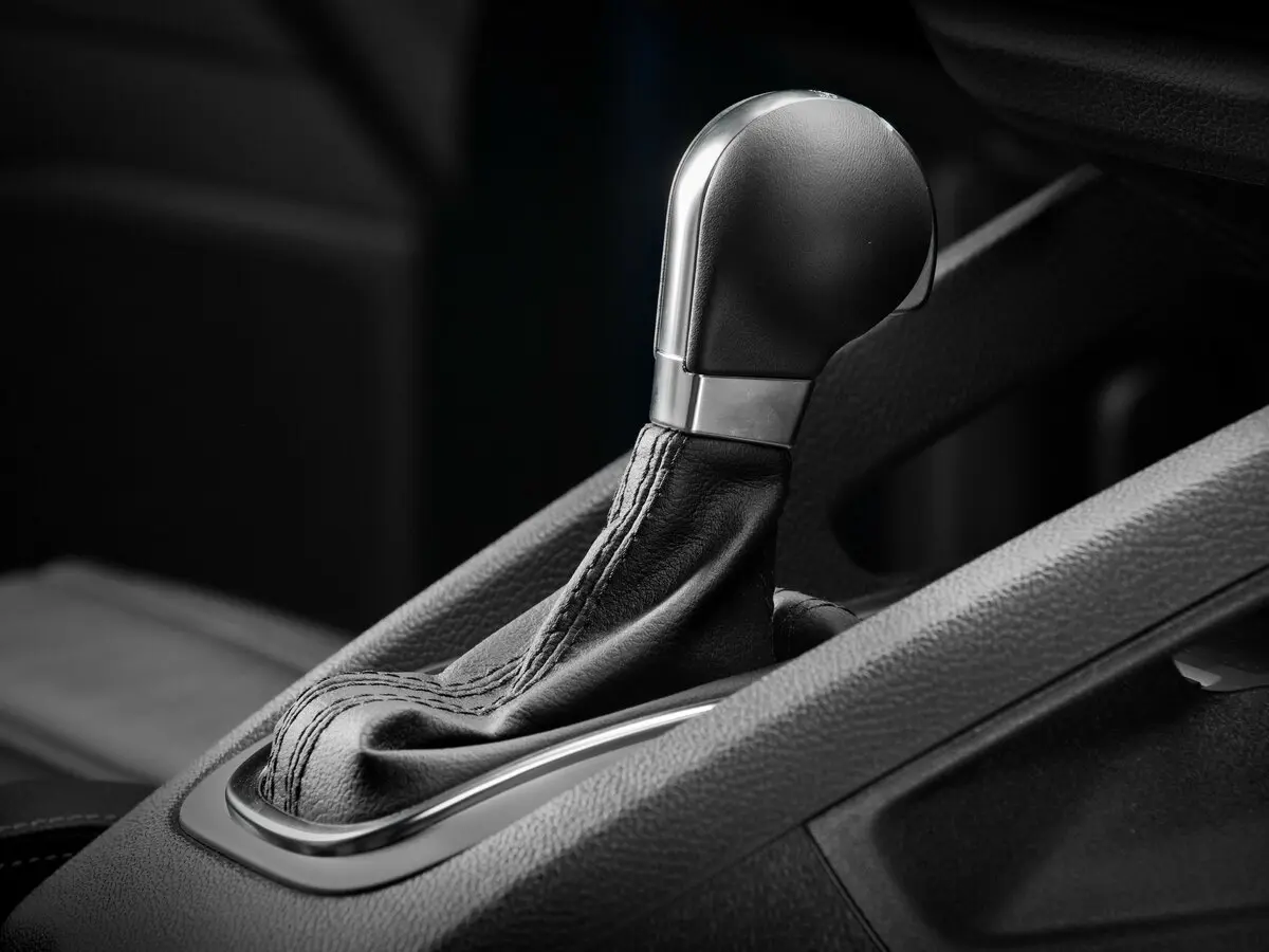 Volkswagen Scirocco III Хэтчбек 3 дв. — сүрөт 14