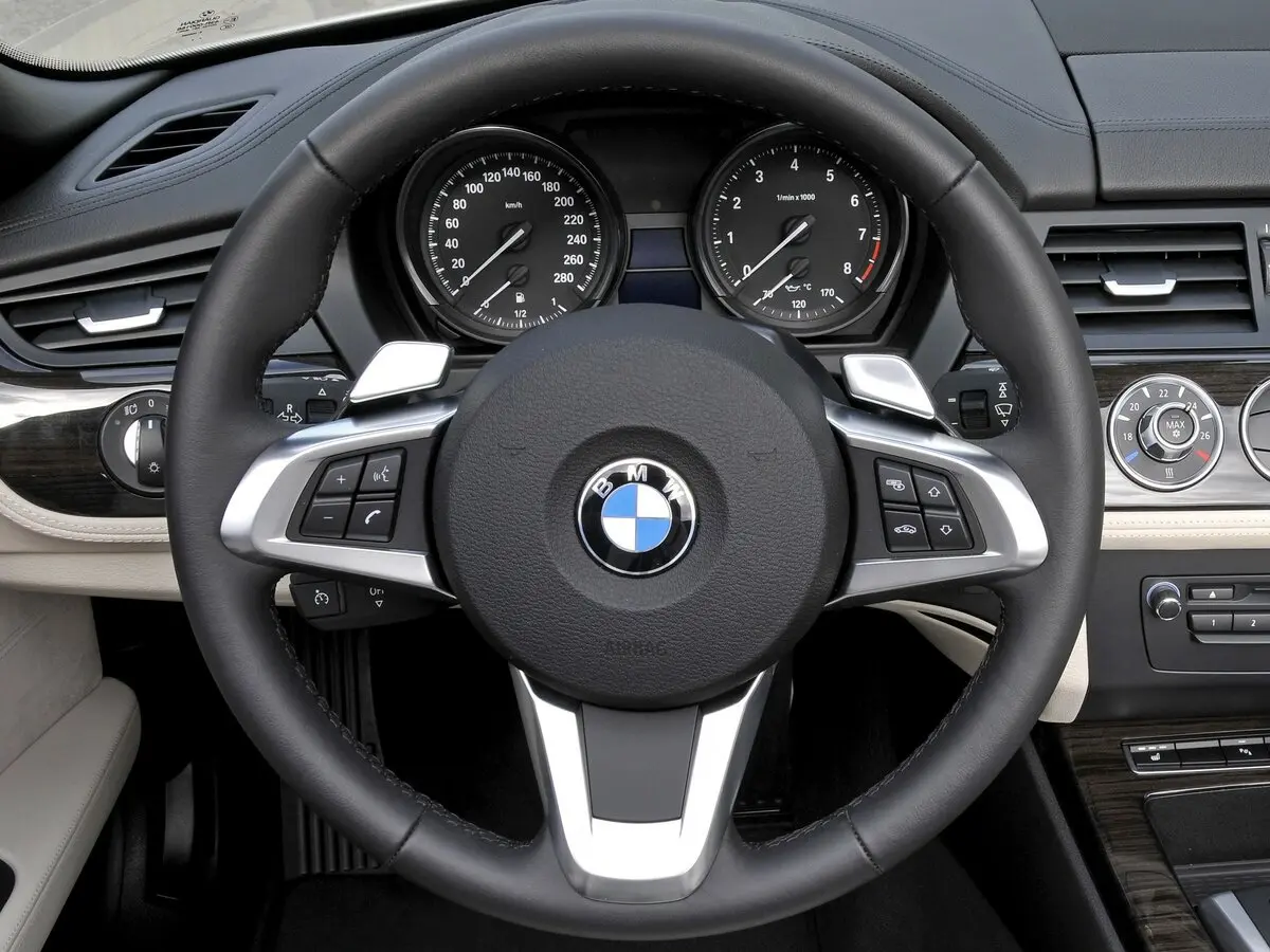 BMW Z4 II (E89) Родстер — сүрөт 10