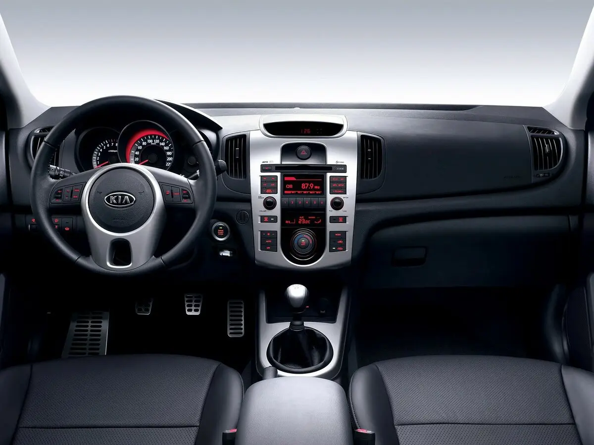Kia Cerato II Седан — сүрөт 5