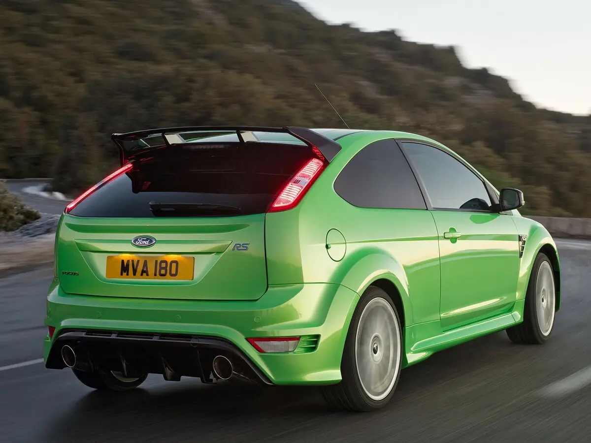 Ford Focus RS II Хэтчбек 3 дв. — сүрөт 5