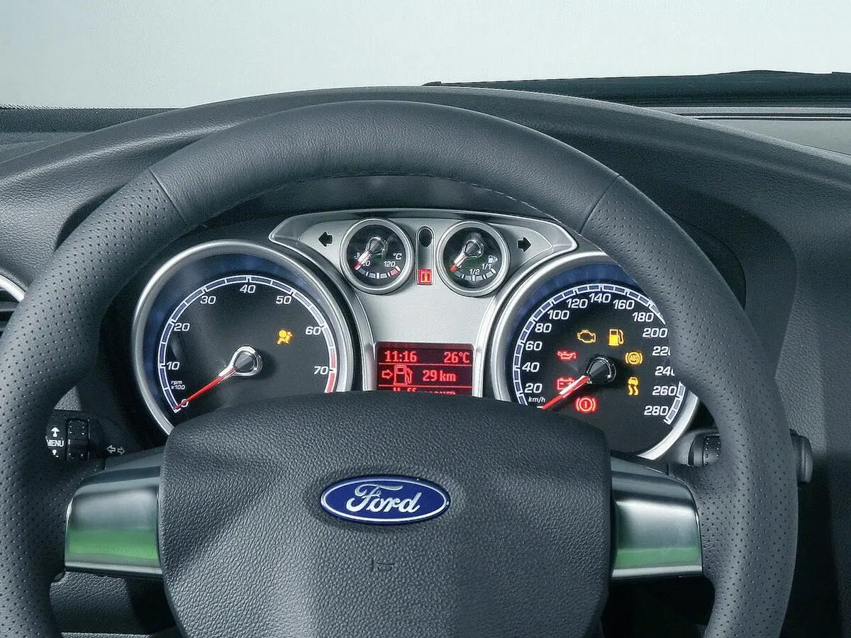 Ford Focus RS II Хэтчбек 3 дв. — сүрөт 9