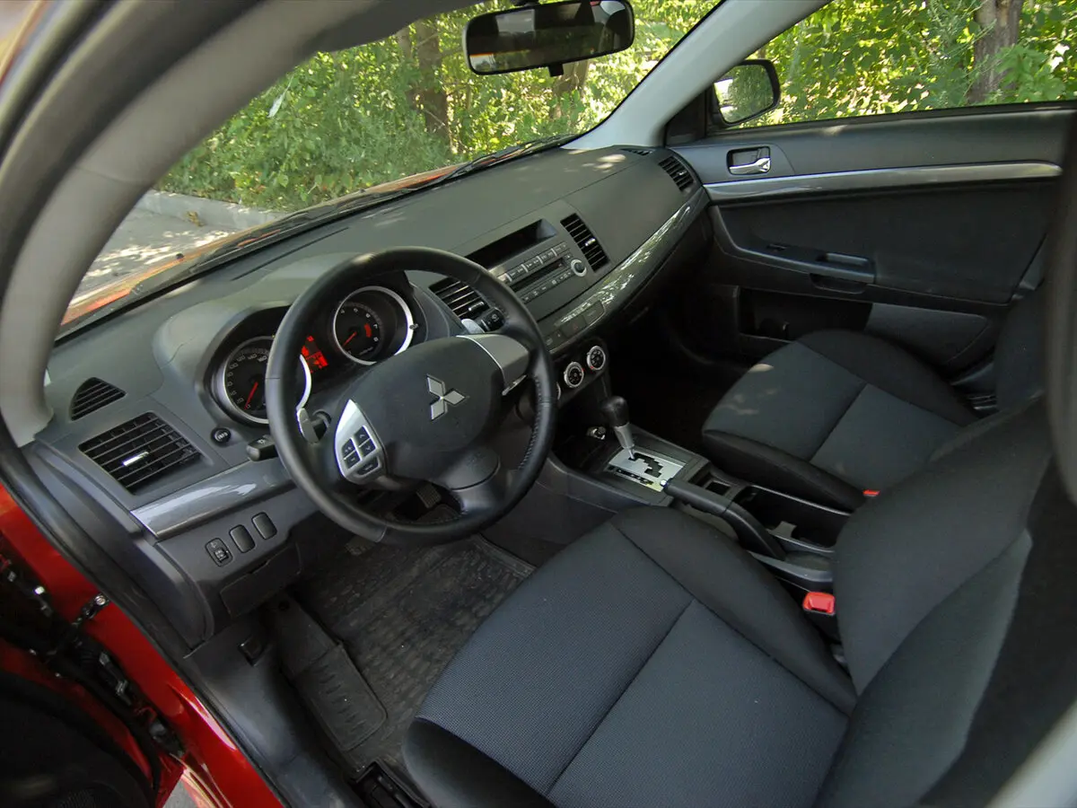 Mitsubishi Lancer X Хэтчбек 5 дв. — фото 8