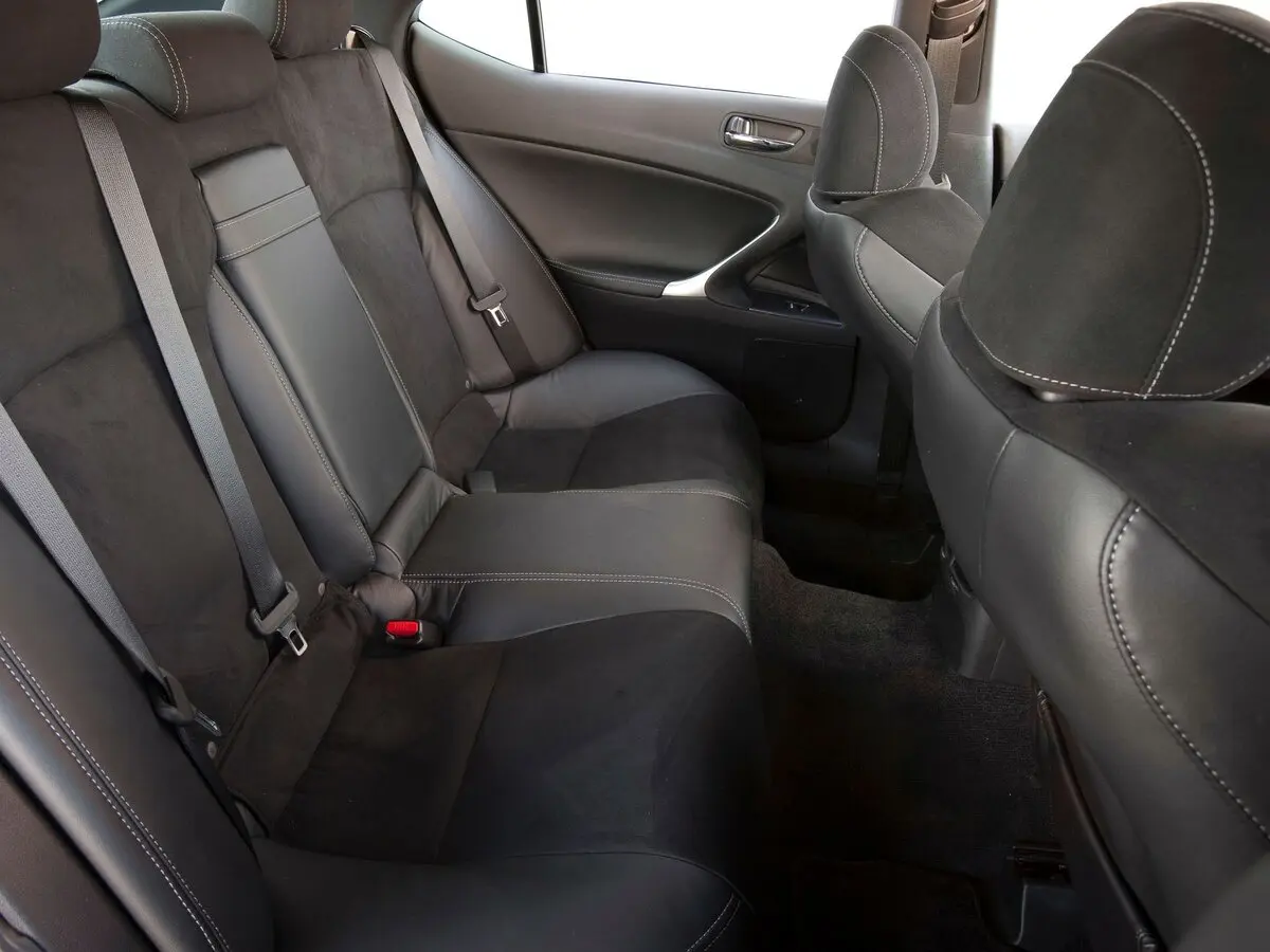 Lexus IS F 2007 – 2014 Седан — сүрөт 9