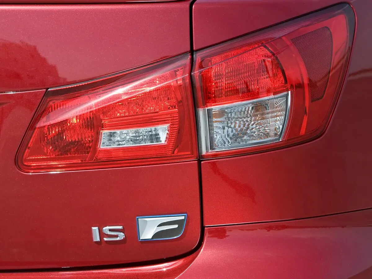 Lexus IS F 2007 – 2014 Седан — сүрөт 12