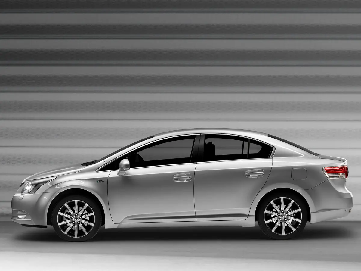 Toyota Avensis III Седан — сүрөт 2