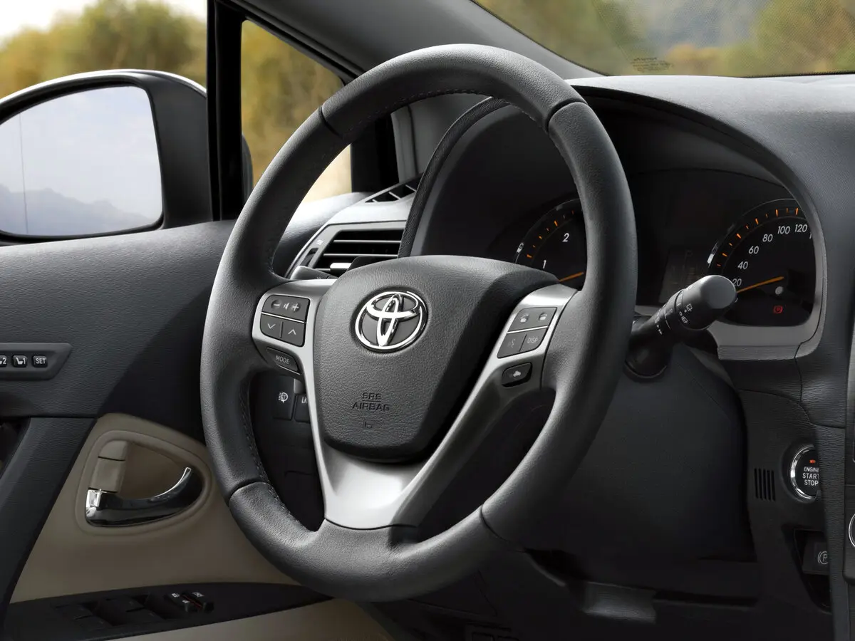 Toyota Avensis III Седан — сүрөт 10