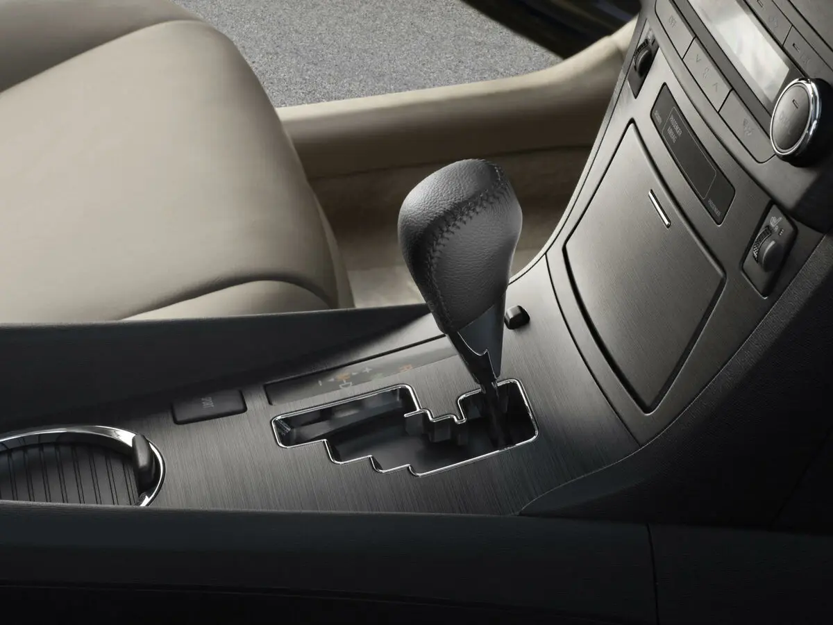 Toyota Avensis III Седан — сүрөт 13