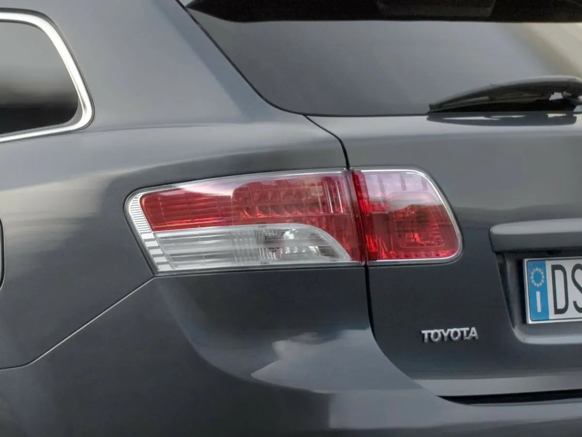 Toyota Avensis III Универсал 5 дв. — сүрөт 15